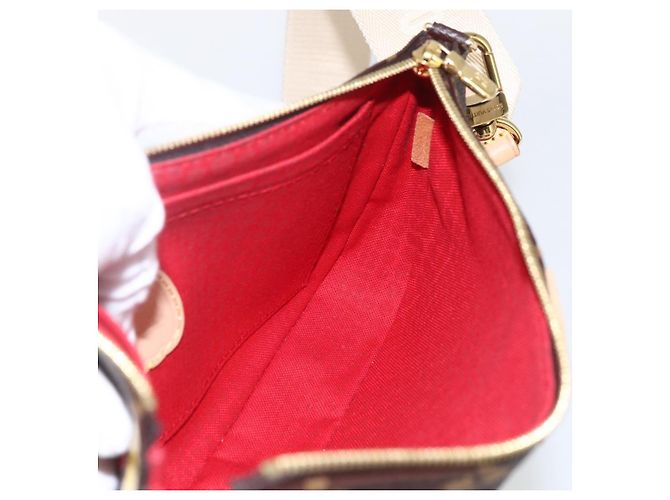 LOUIS VUITTON LVxYK Multi Pochette Accessori Pouch M46385 LV Auth 158877SM Monogramma - vista 19