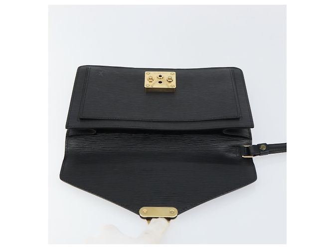 LOUIS VUITTON Epi Serie Dragonne Clutch Bag Nero M52612 LV Auth ep12293 - vista 13