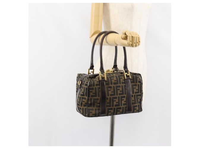 Borsa a mano in tela Zucca FENDI nera marrone oro Auth 155701 Nero D'oro - vista 25