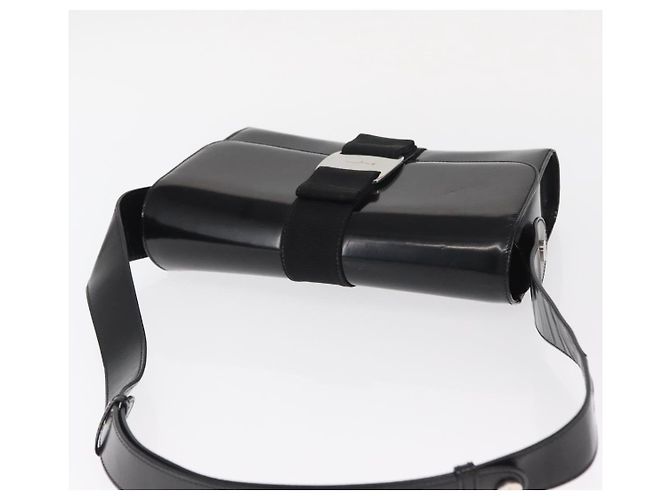 Borsa a Spalla Vala in Nylon Smaltato Nero e Argento di Salvatore Ferragamo Auth bs31354 - vista 6