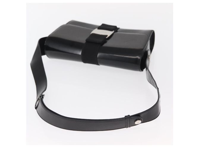 Borsa a Spalla Vala in Nylon Smaltato Nero e Argento di Salvatore Ferragamo Auth bs31354 - vista 7