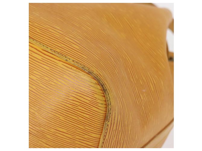 Noe LOUIS VUITTON Borsa a Spalla Petit Noé Epi Gialla M44109 LV Auth 154360 Giallo - vista 16