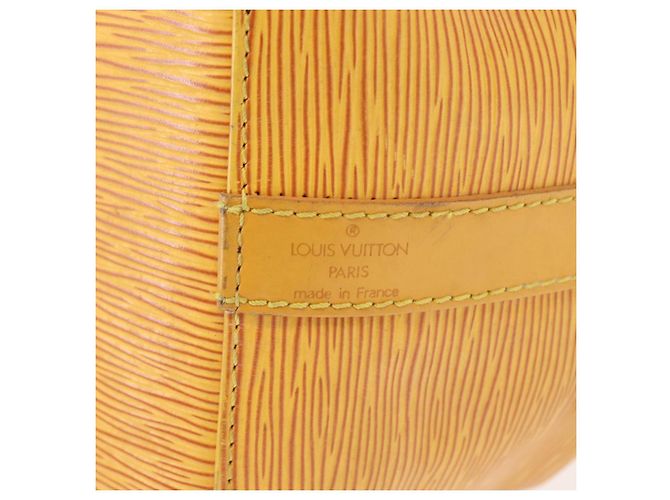 Noe LOUIS VUITTON Borsa a Spalla Petit Noé Epi Gialla M44109 LV Auth 154360 Giallo - vista 17