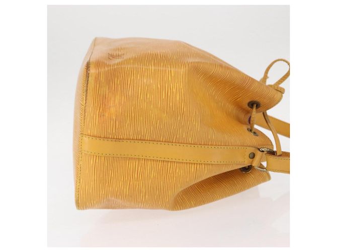 Noe LOUIS VUITTON Borsa a Spalla Petit Noé Epi Gialla M44109 LV Auth 154360 Giallo - vista 3
