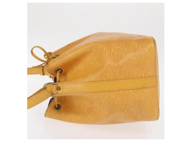 Noe LOUIS VUITTON Borsa a Spalla Petit Noé Epi Gialla M44109 LV Auth 154360 Giallo - vista 4