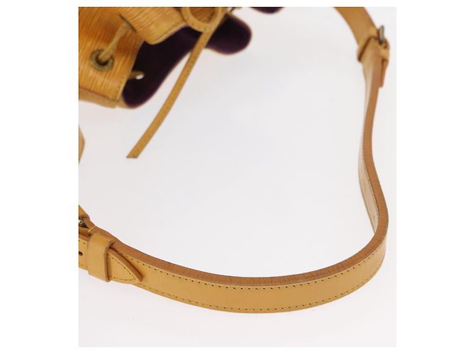 Noe LOUIS VUITTON Borsa a Spalla Petit Noé Epi Gialla M44109 LV Auth 154360 Giallo - vista 7