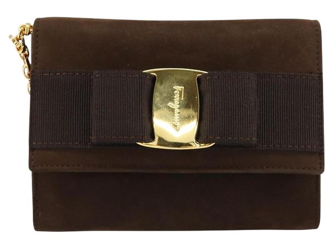 Borsa a Spalla Vala Chain in Camoscio Marrone Oro Auth BA8244 di Salvatore Ferragamo - vista 2