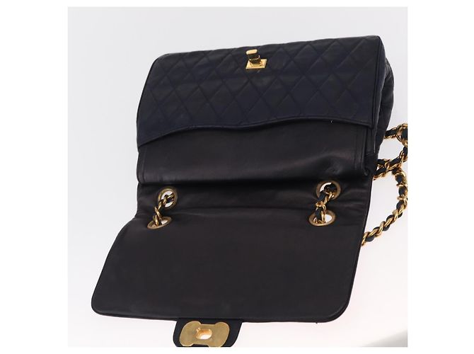 BALLY Borsa a Spalla con Catena Pelle Blu Navy Oro Auth 153688 D'oro - vista 15