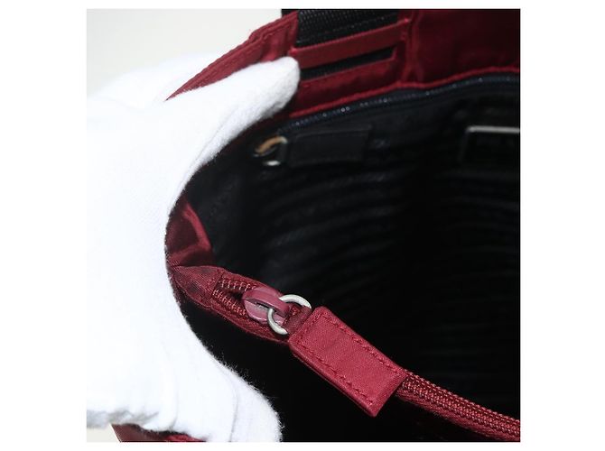 Tote Borsa sportiva PRADA in nylon rosso argento Auth ti3508 - vista 18
