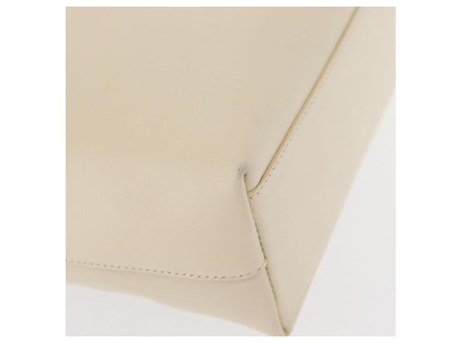 PRADA Borsa a mano in pelle bianca Auth 156869 Bianco - vista 15