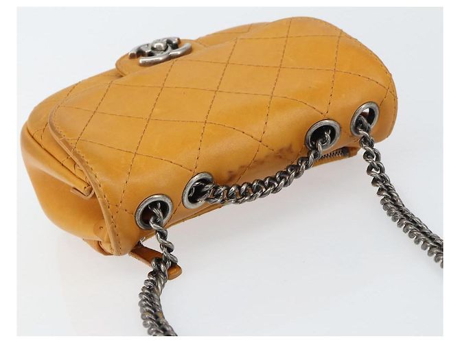 CHANEL Borsa a Spalla Matelassé in Pelle Arancione CC Auth BA8705 - vista 6