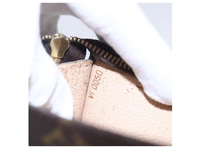 Bucket LOUIS VUITTON Monogramma Secchiello PM Pochette Accessorio LV Auth 154884 - vista 12