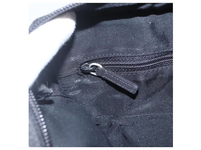 Prada Tote Bag aus schwarzem Nylon mit Silber authentisch 151579 - Ansicht 19