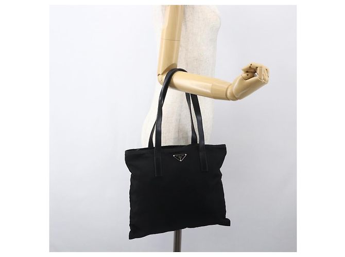 Prada Tote Bag aus schwarzem Nylon mit Silber authentisch 151579 - Ansicht 23