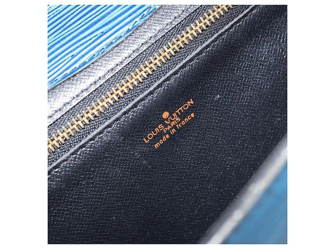 LOUIS VUITTON Clutch Montaigne 27 Epi Blu M52655 LV Auth 154577 - vista 19