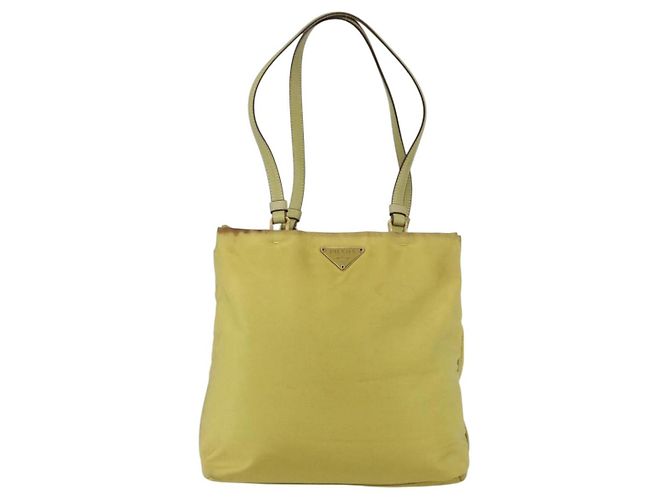 Borsa Tote PRADA in nylon giallo oro Auth 157782 D'oro - vista 13