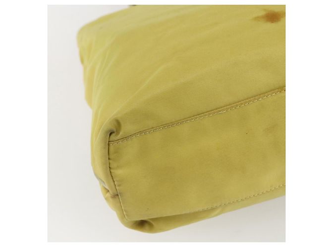 Borsa Tote PRADA in nylon giallo oro Auth 157782 D'oro - vista 16