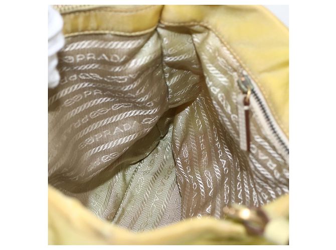 Borsa Tote PRADA in nylon giallo oro Auth 157782 D'oro - vista 20