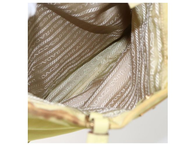 Borsa Tote PRADA in nylon giallo oro Auth 157782 D'oro - vista 23