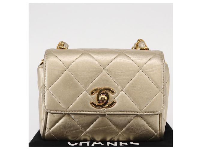 CHANEL Mini Matelassé 13 Schultertasche mit Kette aus Leder Gold CC Auth 156634SAM Golden - Ansicht 12