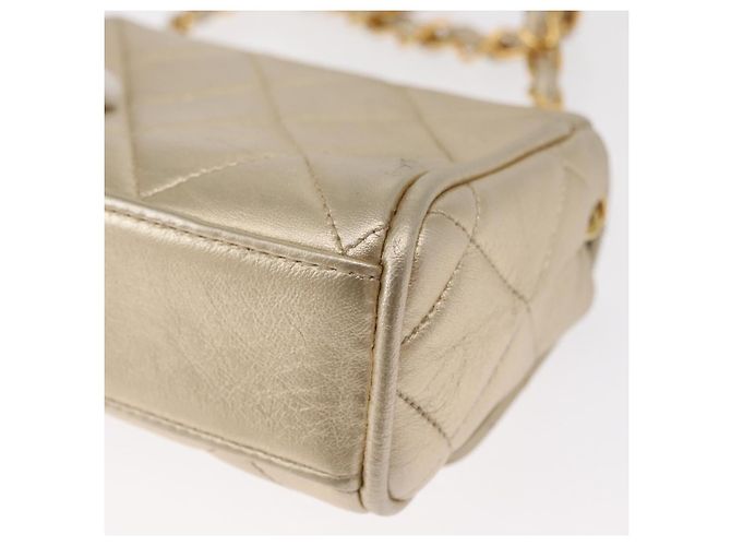 CHANEL Mini Matelassé 13 Schultertasche mit Kette aus Leder Gold CC Auth 156634SAM Golden - Ansicht 18