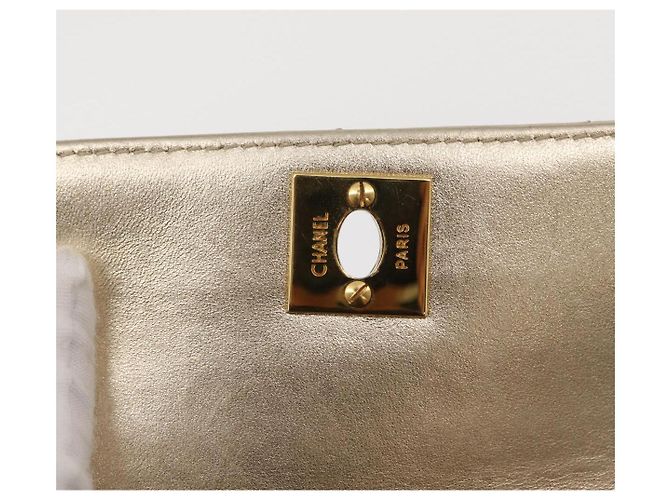 CHANEL Mini Matelassé 13 Schultertasche mit Kette aus Leder Gold CC Auth 156634SAM Golden - Ansicht 21