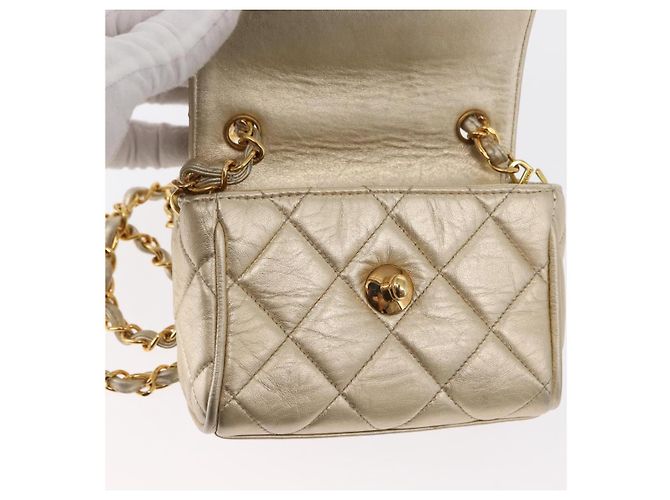 CHANEL Mini Matelassé 13 Schultertasche mit Kette aus Leder Gold CC Auth 156634SAM Golden - Ansicht 23
