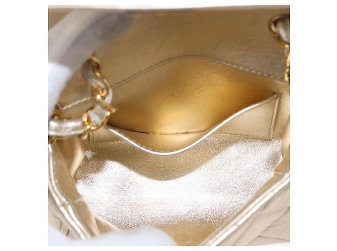 CHANEL Mini Matelassé 13 Schultertasche mit Kette aus Leder Gold CC Auth 156634SAM Golden - Ansicht 27
