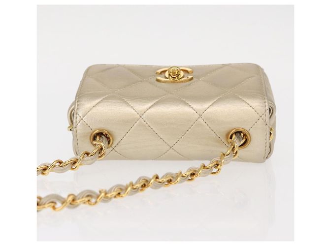 CHANEL Mini Matelassé 13 Schultertasche mit Kette aus Leder Gold CC Auth 156634SAM Golden - Ansicht 7