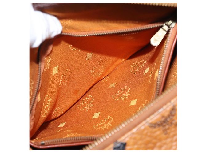 Borsa MCM Logogram Vicetos in pelle PVC marrone oro Auth BA8427 D'oro - vista 21