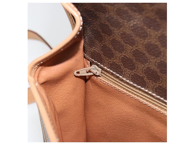 Céline Borsa a spalla circolare in tela Macadam CELINE in pelle PVC marrone oro Auth 153317 D'oro - vista 22