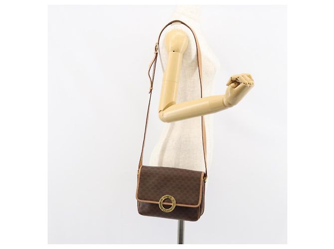 Céline Borsa a spalla circolare in tela Macadam CELINE in pelle PVC marrone oro Auth 153317 D'oro - vista 23