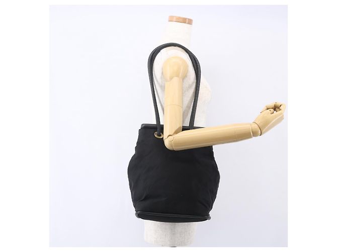 Céline Borsa a Spalla CELINE Nylon Nero Oro Auth 152231 D'oro - vista 21