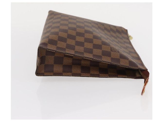 LOUIS VUITTON Poche Toilette 26 Damier Ebene N47543 Auth LV 154300 - vista 3