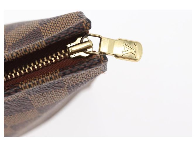 LOUIS VUITTON Poche Toilette 26 Damier Ebene N47543 Auth LV 154300 - vista 8