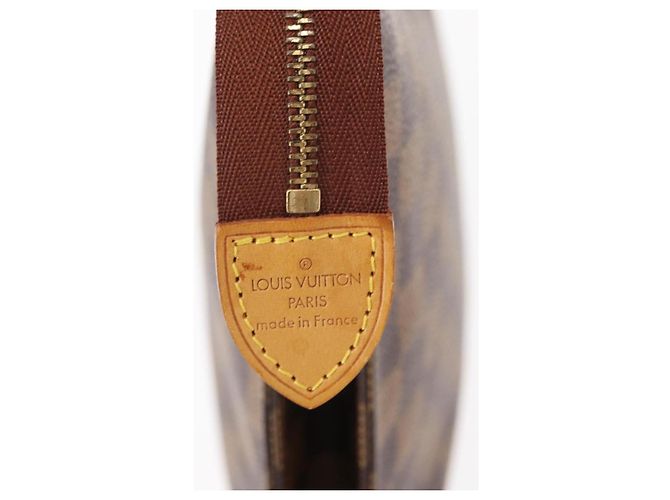 LOUIS VUITTON Poche Toilette 26 Damier Ebene N47543 Auth LV 154300 - vista 9