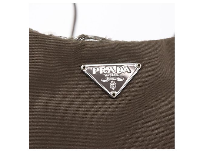 Borsa a Spalla PRADA in Nylon Marrone Auth 153825 - vista 14