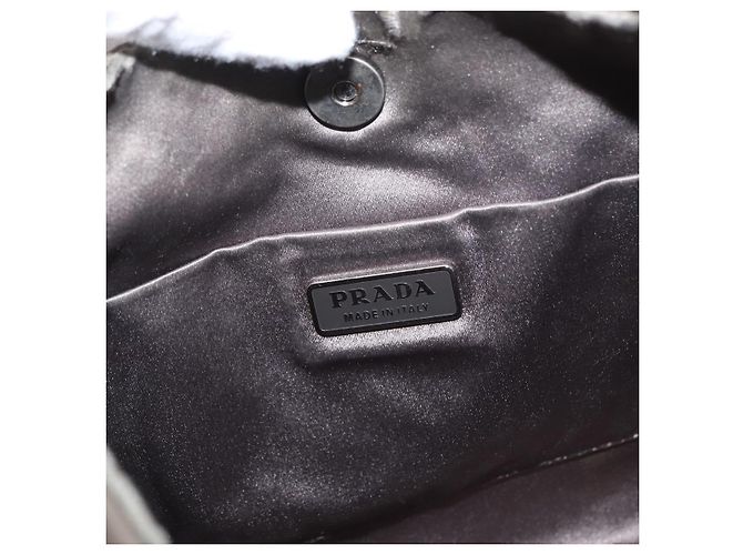 Borsa a Spalla PRADA in Nylon Marrone Auth 153825 - vista 15