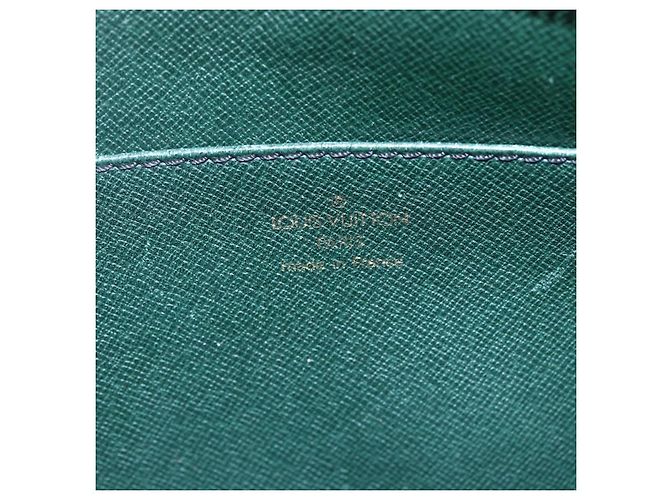 LOUIS VUITTON Pochette Masculina Epi Bolsa Marrom Zipangu Dourado M52528 LV Auth th6459 - vista 17