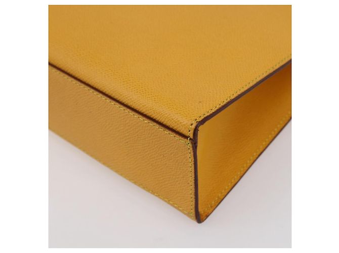 Céline Borsa a Spalla CELINE in Pelle Giallo Oro Auth 153948 D'oro - vista 15