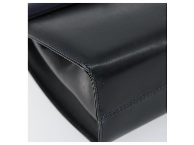 Bolsa de Ombro Salvatore Ferragamo em Couro Preto Dourado Auth 152686 - vista 11