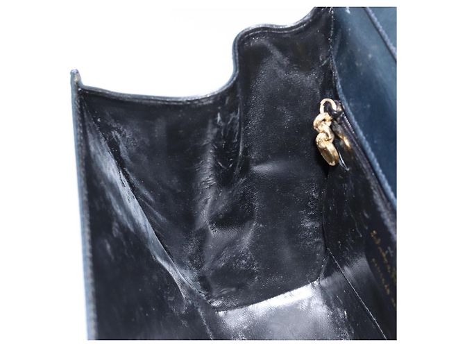 Bolsa de Ombro Salvatore Ferragamo em Couro Preto Dourado Auth 152686 - vista 19