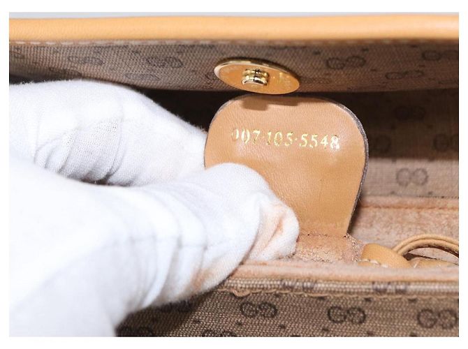 Gucci Borsa a Spalla Micro GG Supreme PVC Beige Oro 007 105 5548 Auth BA7825 D'oro - vista 22