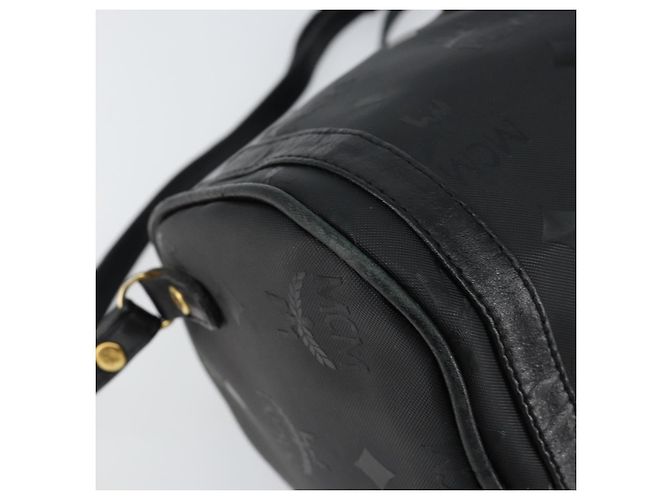 Borsa a spalla MCM Vicetos Logogram PVC Nero Oro Auth 151037 D'oro - vista 14