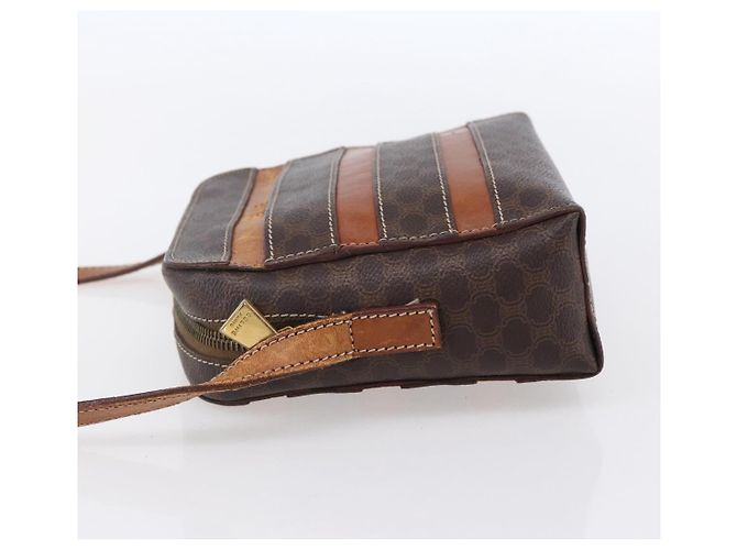 Céline CELINE Macadam Canvas Schultertasche aus PVC-Leder in Braun und Gold Auth ar13775 Golden - Ansicht 4