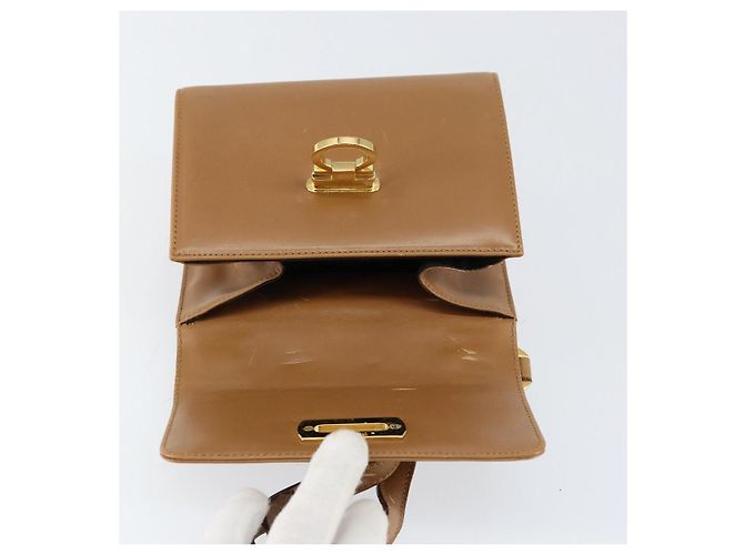 Borsa a Spalla Gancini in Pelle Marrone Oro Salvatore Ferragamo Auth gh1300 - vista 15
