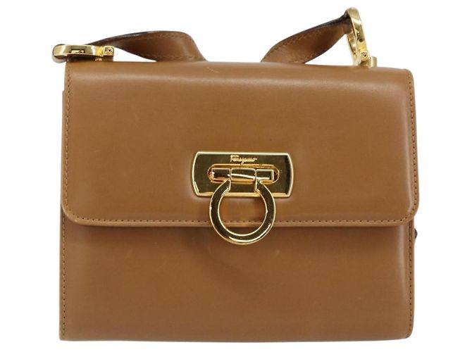 Borsa a Spalla Gancini in Pelle Marrone Oro Salvatore Ferragamo Auth gh1300 - vista 2