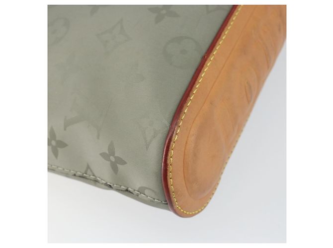 LOUIS VUITTON Pochette Cosmos in titanio Monogram Grigia M63240 LV Auth 147363 Marrone - vista 14