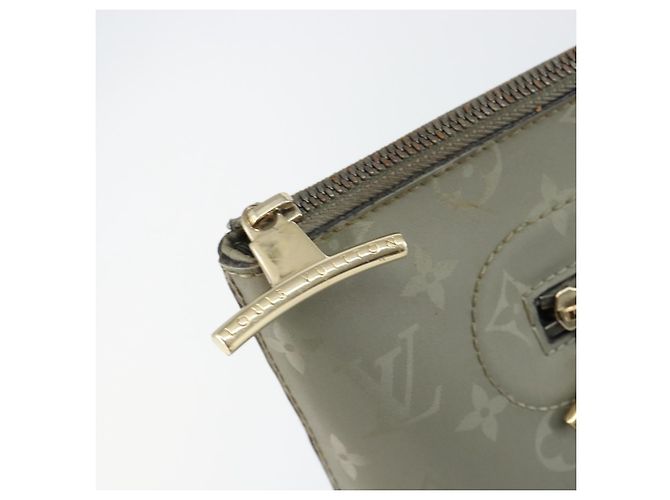 LOUIS VUITTON Pochette Cosmos in titanio Monogram Grigia M63240 LV Auth 147363 Marrone - vista 8