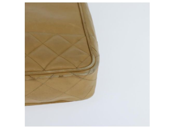 CHANEL Borsa a Spalla Matelassé con Catena in Pelle di Agnello Beige Oro CC Auth 150131 D'oro - vista 12